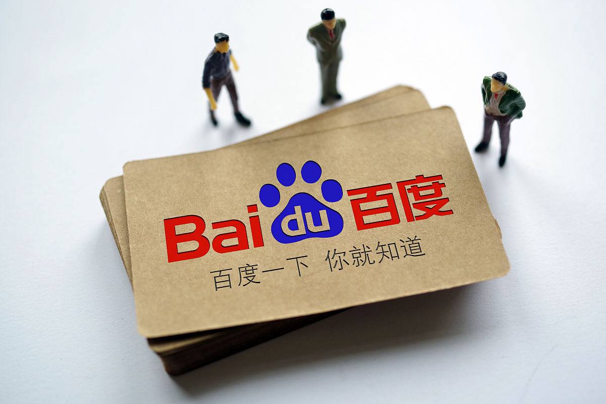 孙涵清刘子晗烟花下拥吻